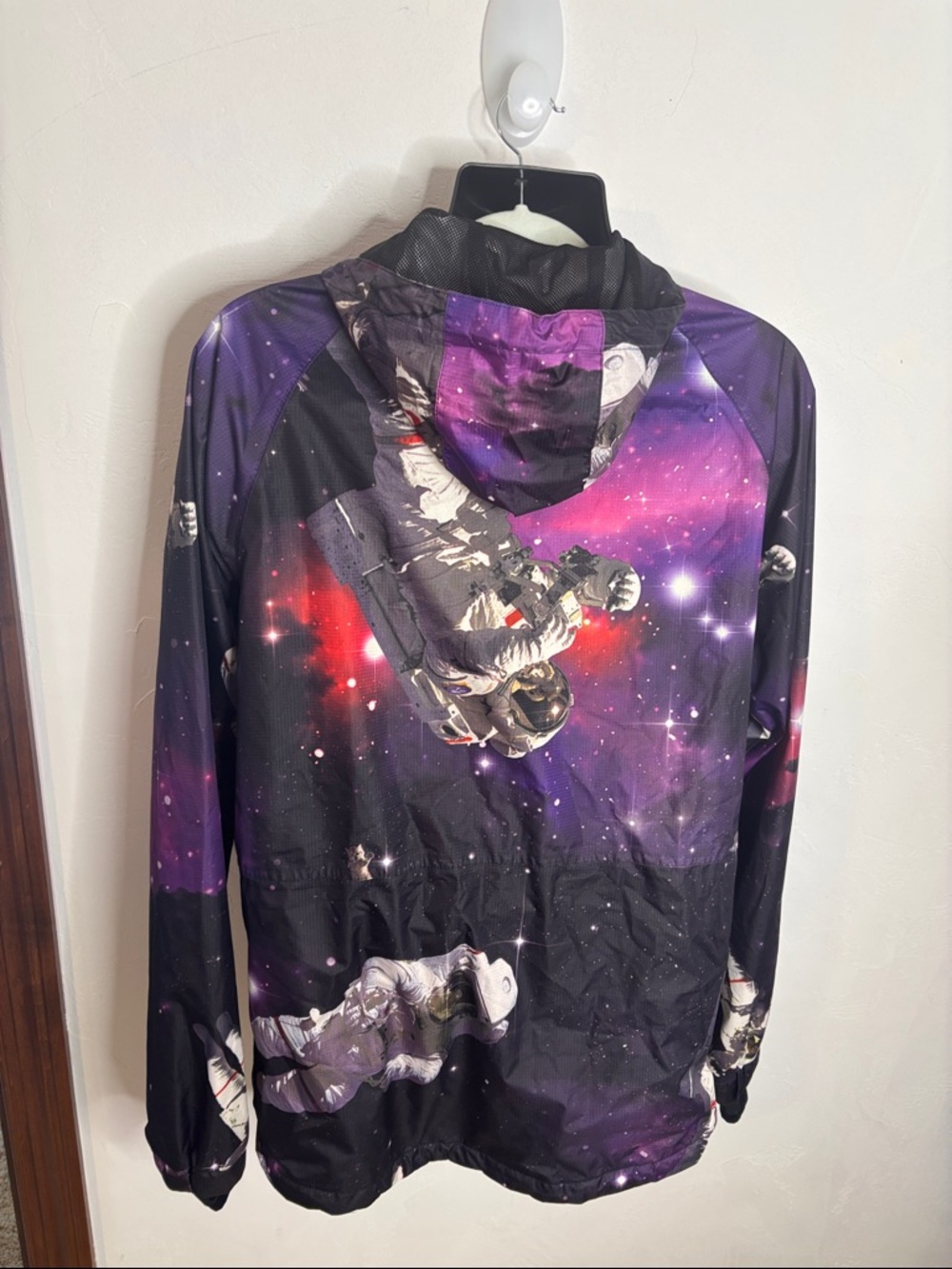 Neff Purple and Black Astronaut Graphic Windbreaker Size Medium - Picture 6 of 12